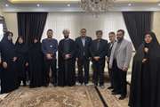 دیدار جمعی از مدیران استان  با خانواده شهید حسین احمدی از شهدای اقتدار وطن